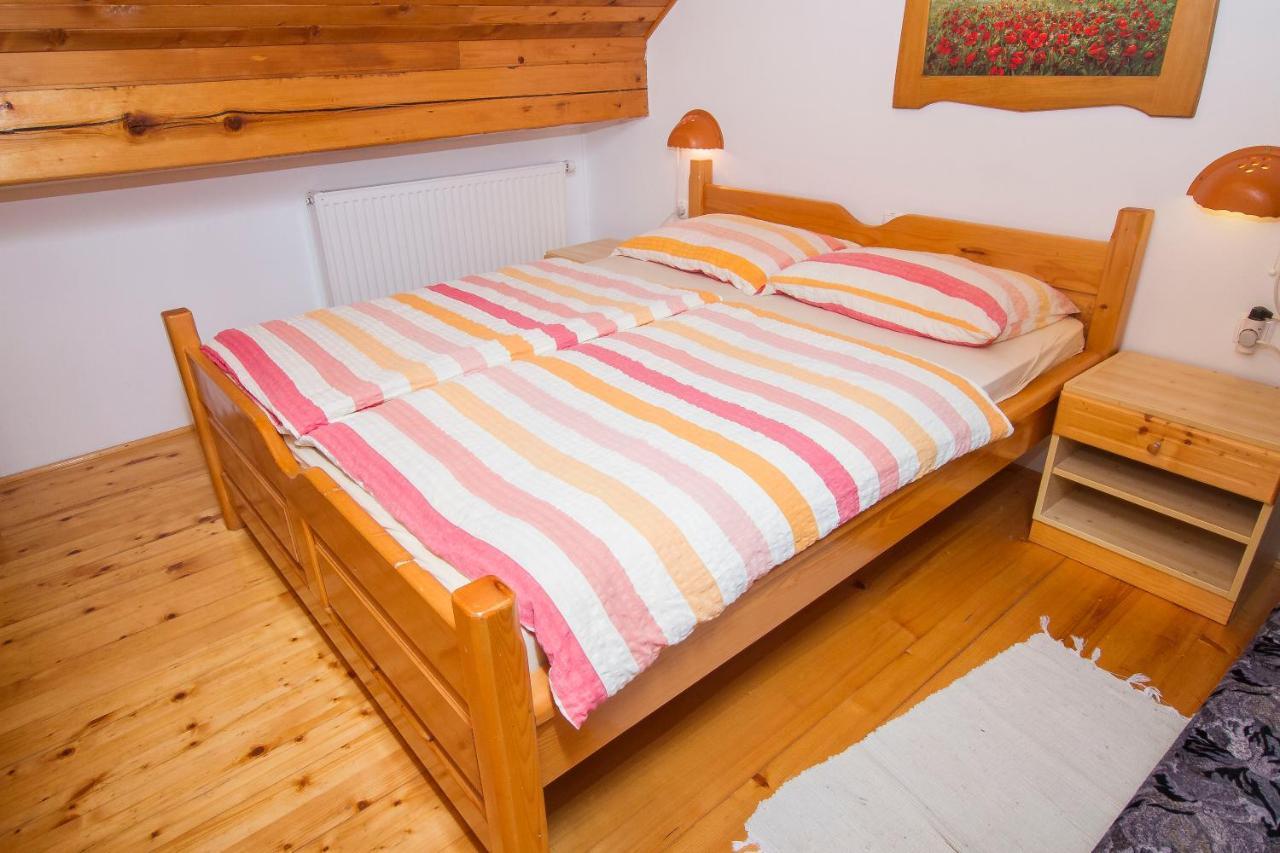 Tourist Farm Pri Martinovih Villa Krska Vas Room photo