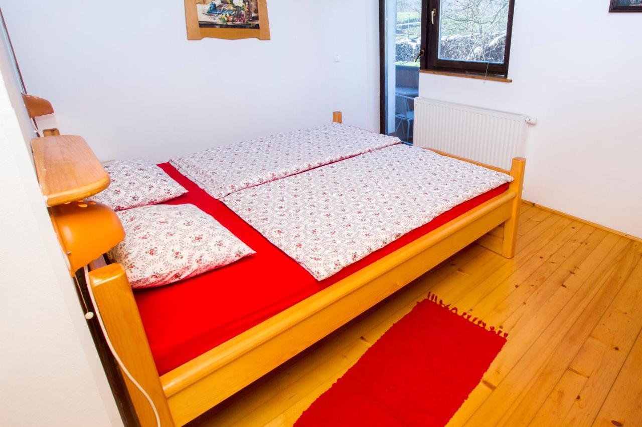 Tourist Farm Pri Martinovih Villa Krska Vas Room photo
